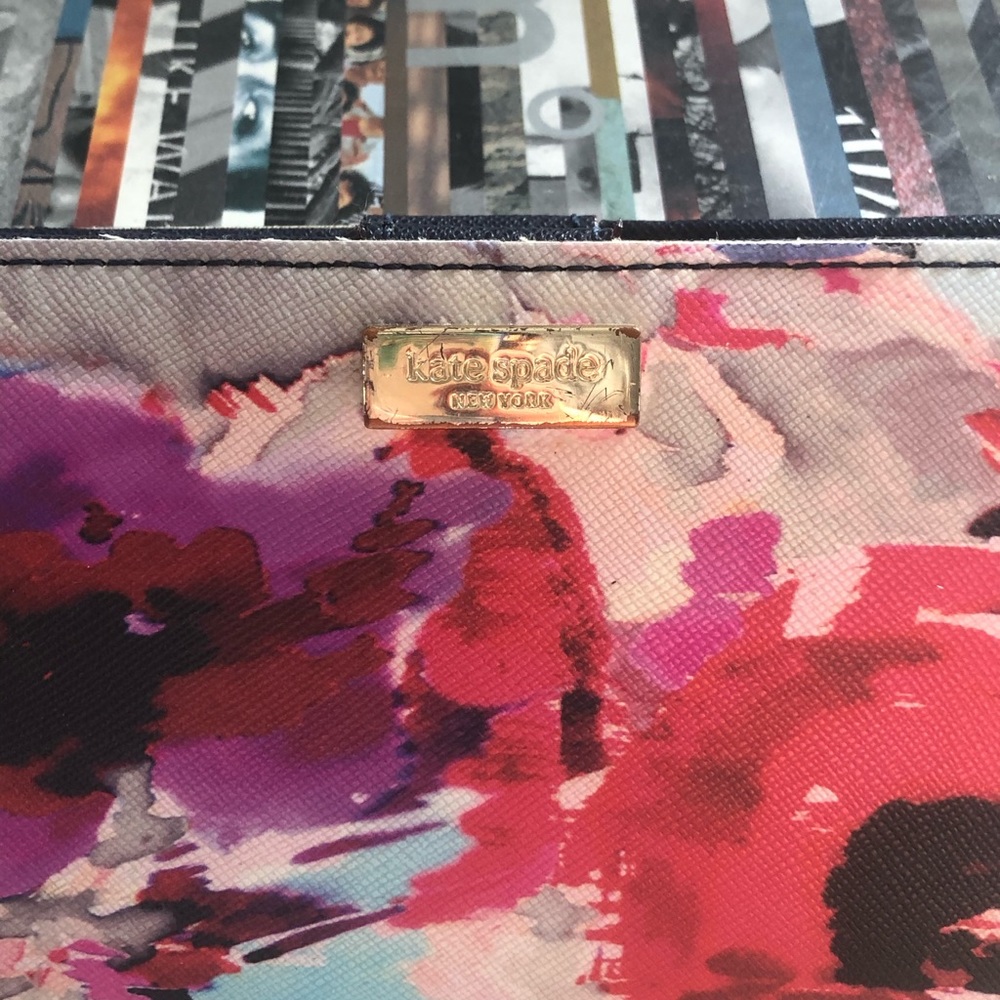 Kate Spade Wallet - Picture 5 of 5